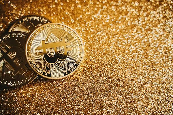 Chainlink强势领跑：为什么LINK最近如此亮眼？