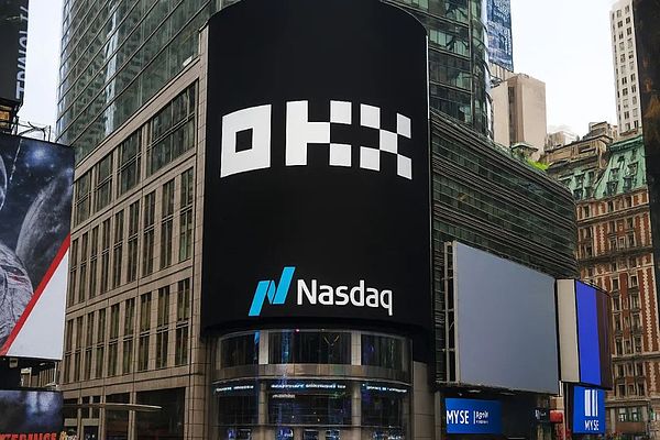 从网络热梗到元宇宙新贵：Floki的华丽转身之路
