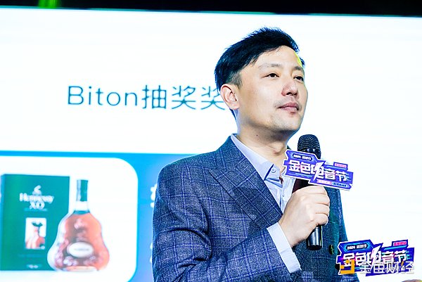 加密货币市场风云变幻：AVAX与ATOM停滞不前，新星SPCT强势崛起